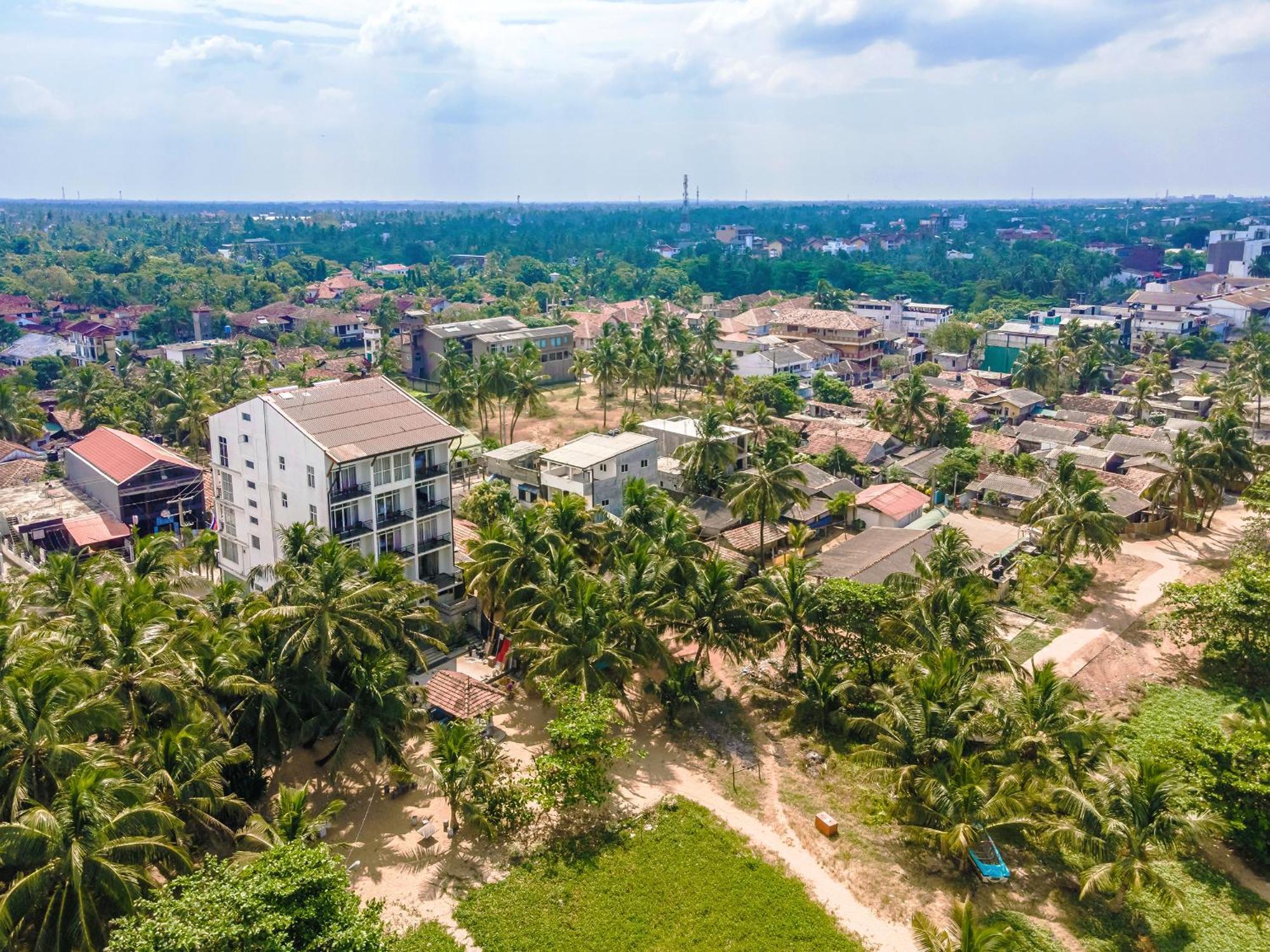 Beverly Beach Negombo Exterior photo
